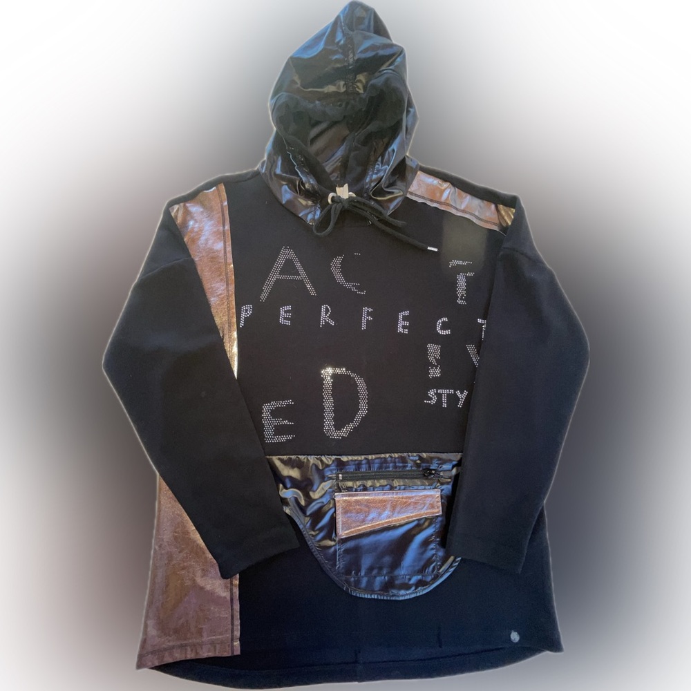 Tredy Oversized Pullover Black and Rose Gold Women's Hoodie Size 1